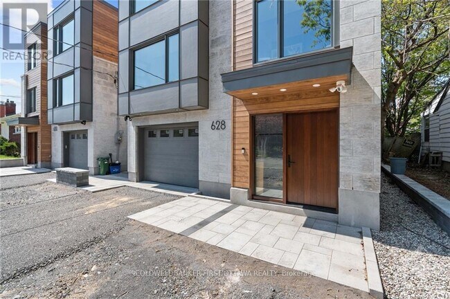 Photo du bâtiment - 628 Parkview Rd