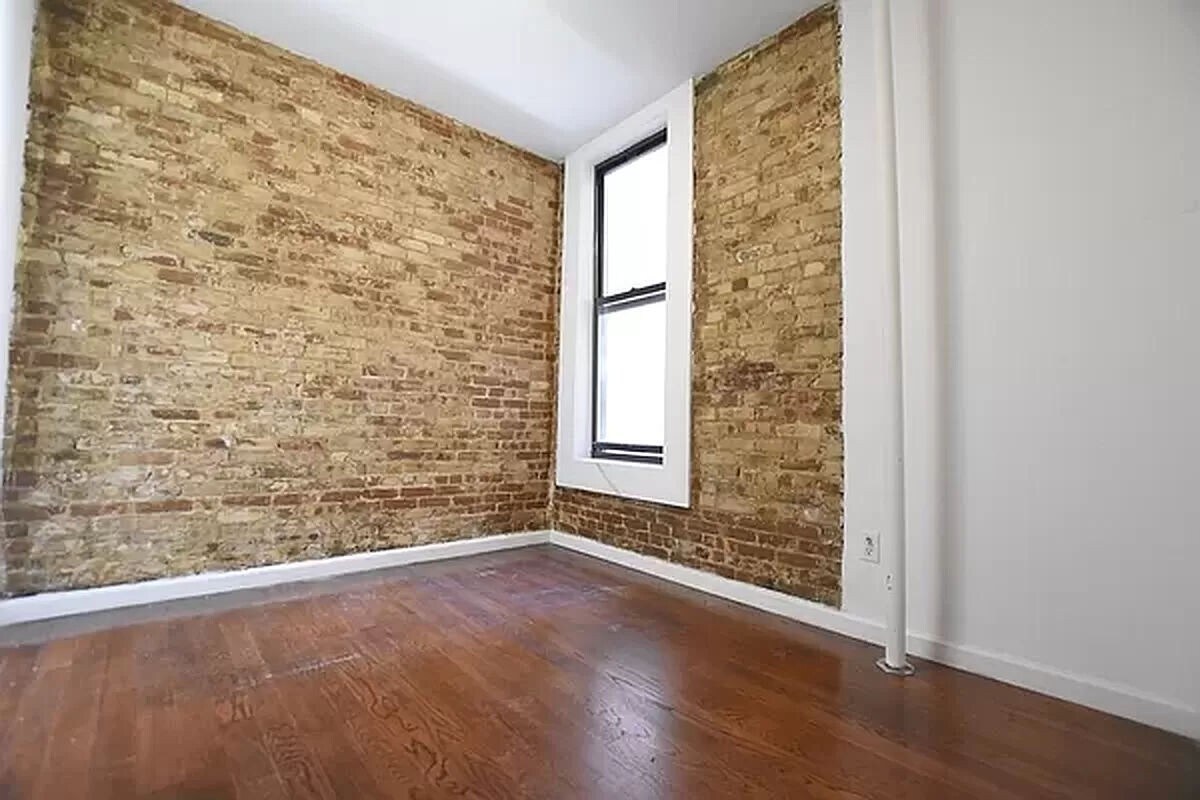 Building Photo - 303 Broome Street