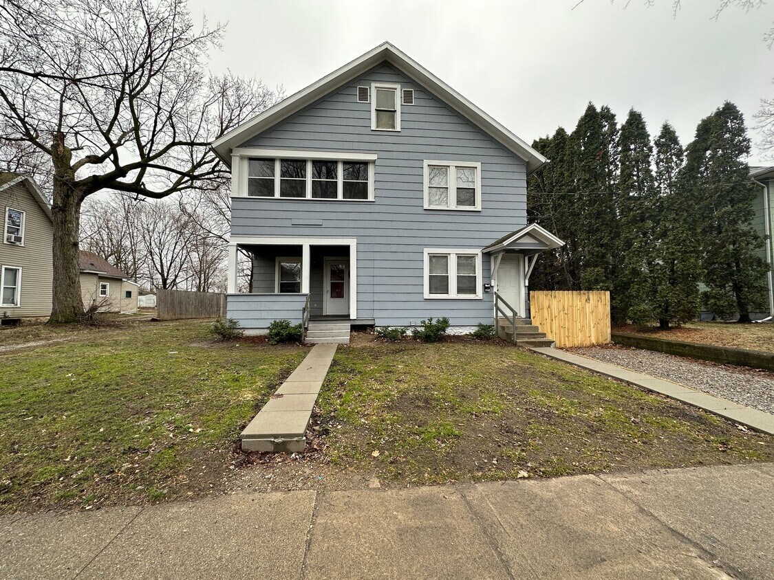 Foto principal - 619-621 Oakhill Ave