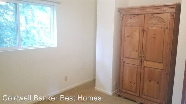 Building Photo - 1 br, 1 bath House - 211 Mats View Road