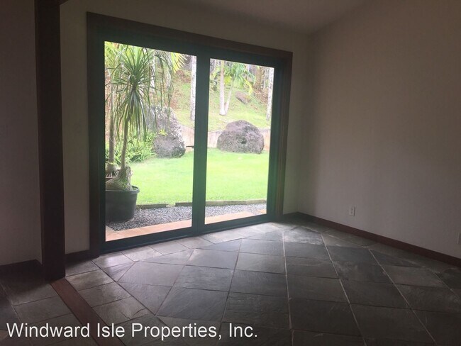 Building Photo - 3 br, 2 bath House - 956 Lunahelu Street