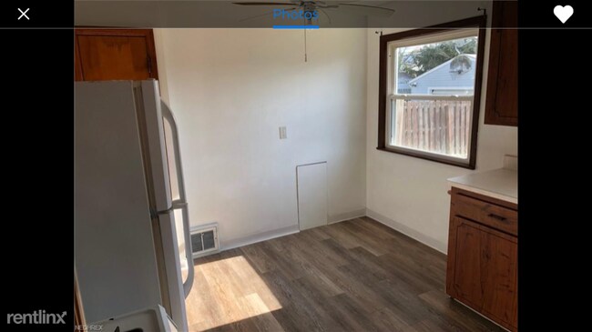 Foto del edificio - 3 br, 1 bath House - 14412 Krems Ave