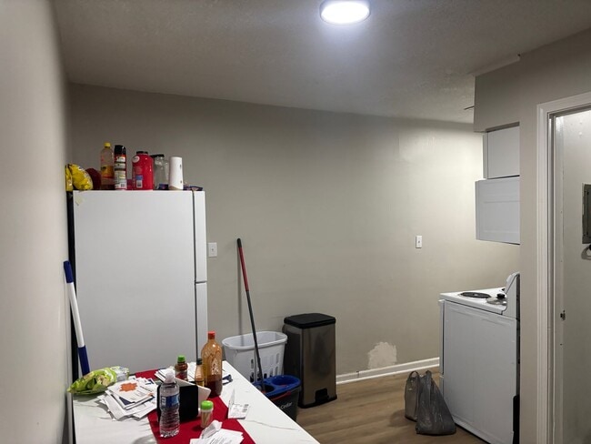 Building Photo - 807 Washington Ave