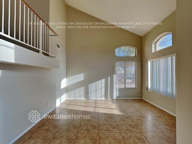 Building Photo - 3215 N 108th Ln