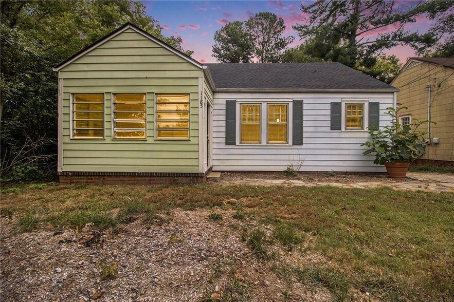 Primary Photo - 1185 Mecaslin St NW