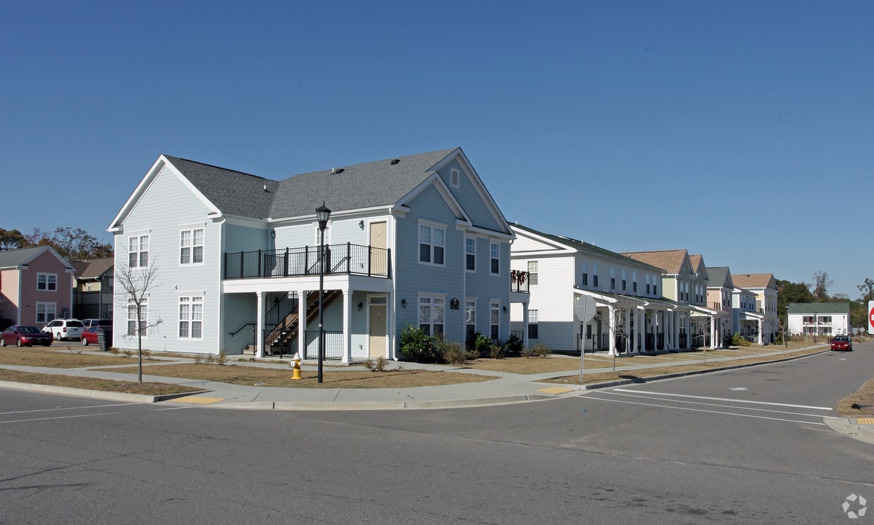 Building Photo - Barony Place Apartments at Horizon Village
