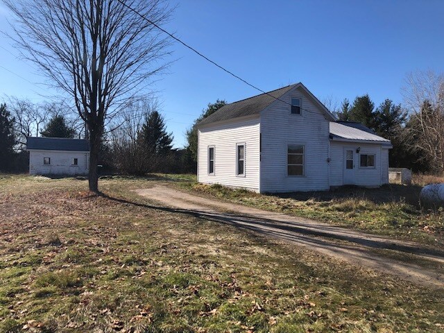 Foto del edificio - 16665 Schofield Rd