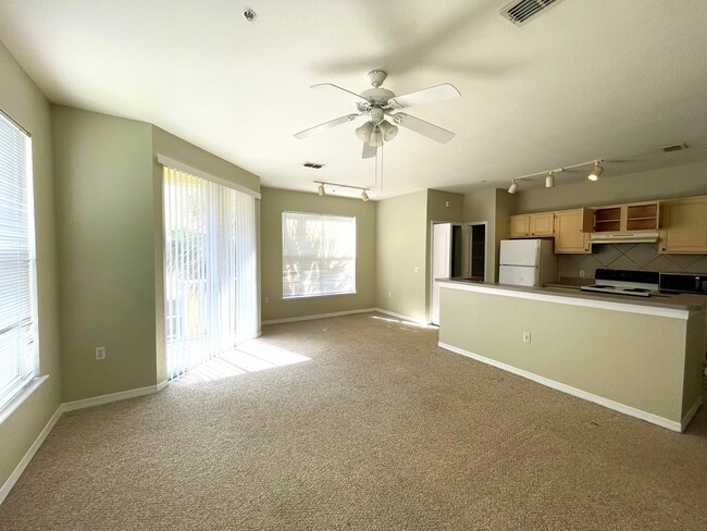 Building Photo - 1275 Lake Shadow Cir