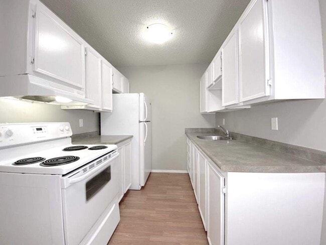 Photo du bâtiment - Lynden Court Apartments