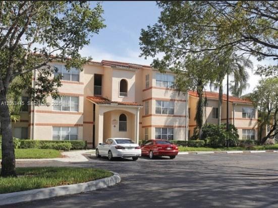Building Photo - 3310 Pinewalk Dr N