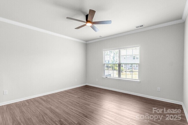 Foto del edificio - 15520 Capps Rd