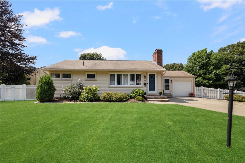 Primary Photo - 96 Redwood Dr