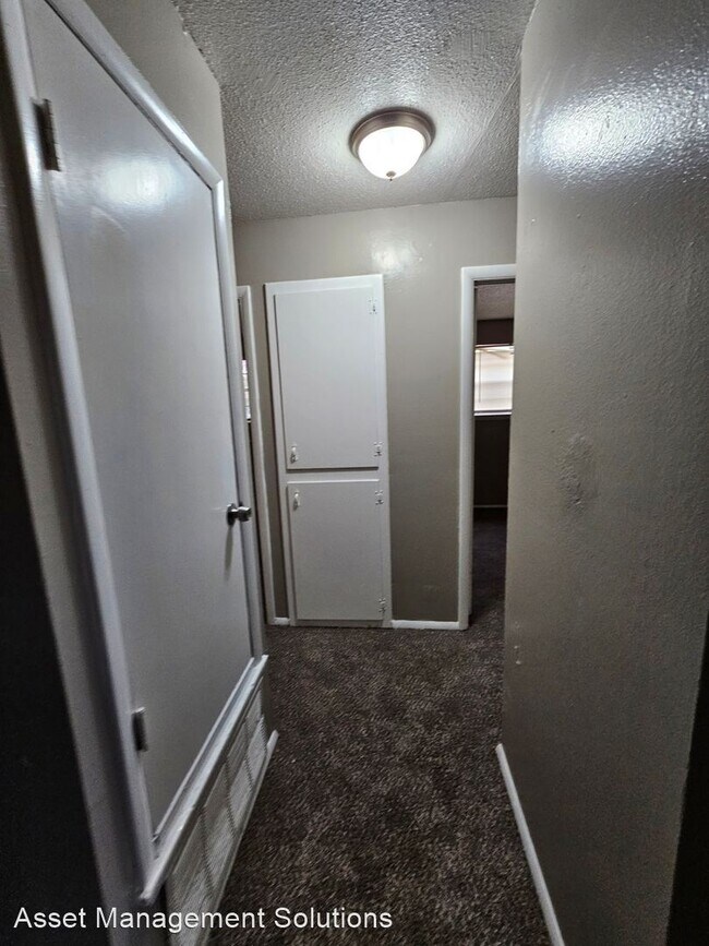Foto del edificio - 4 br, 1 bath House - 1600 Cynthia Drive
