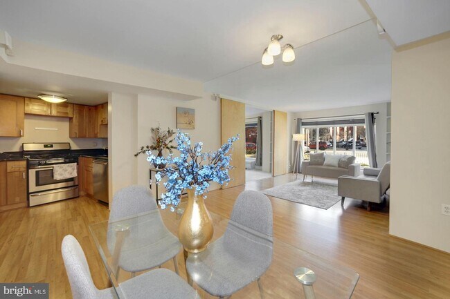 Foto del edificio - 1239 Vermont Ave NW