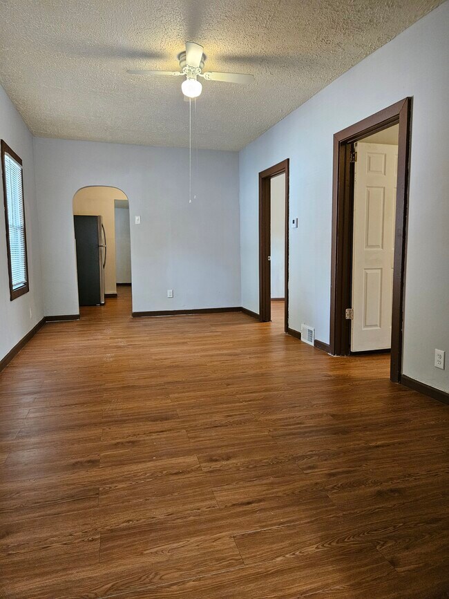 Building Photo - 4667 Massachusetts St