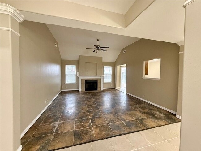 Building Photo - 3108 S G St