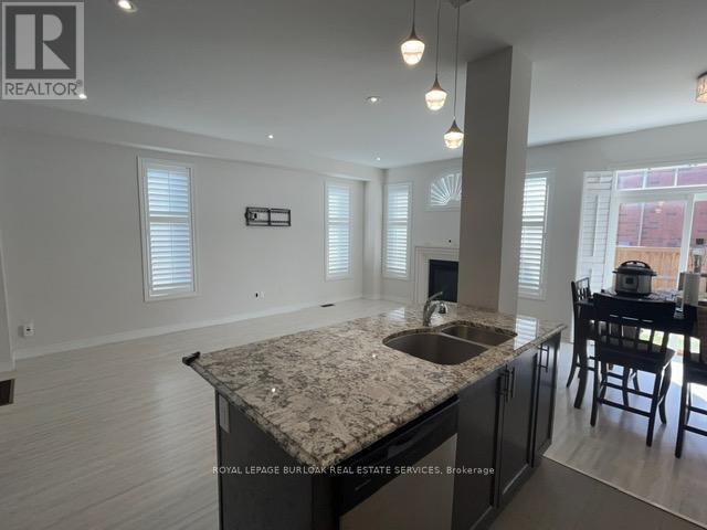 Building Photo - 57 Macbean Cres