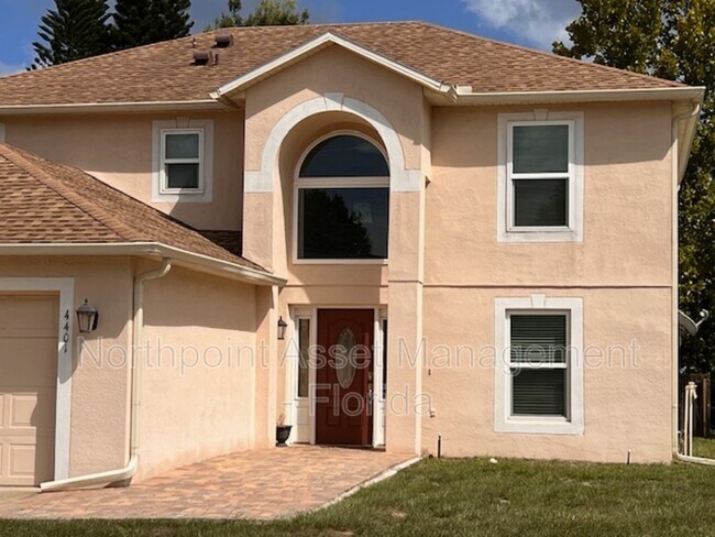 Foto del edificio - 4401 Stonemeadow Dr