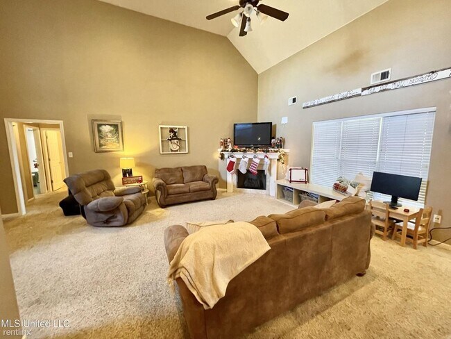 Building Photo - 3 br, 2 bath House - 5861 Tommy Joe Dr