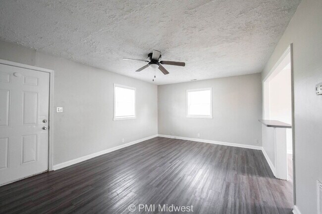 Foto del edificio - 5959 E 24th St