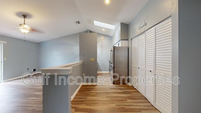 Foto del edificio - 4527 86th St Ct W