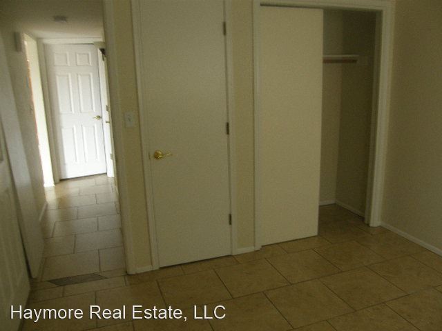 Building Photo - 2 br, 1 bath House - 4225 Calle Barona A
