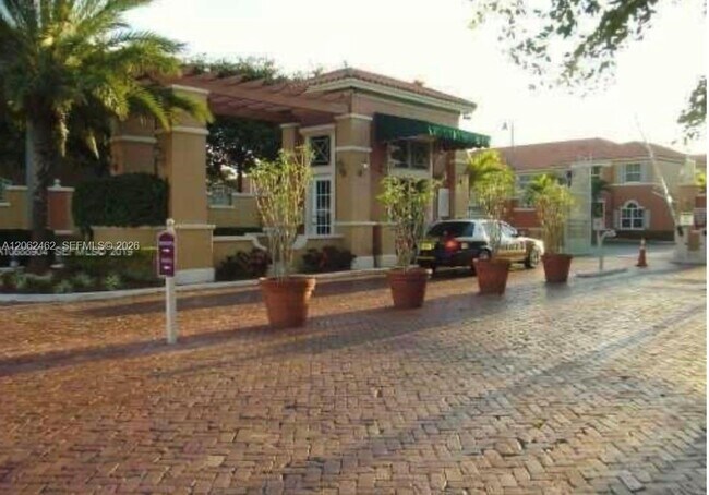 Building Photo - 6016 NW 116 Pl