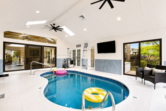 Foto del edificio - 41641 Belvidere St