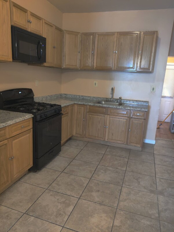 Foto del edificio - 2518 N 30th St