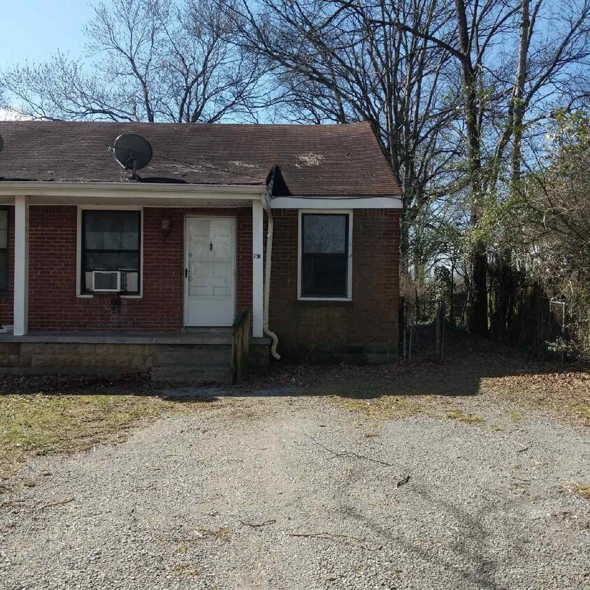 236 N Trigg Ave, Gallatin, TN 37066 Townhome Rentals in Gallatin TN