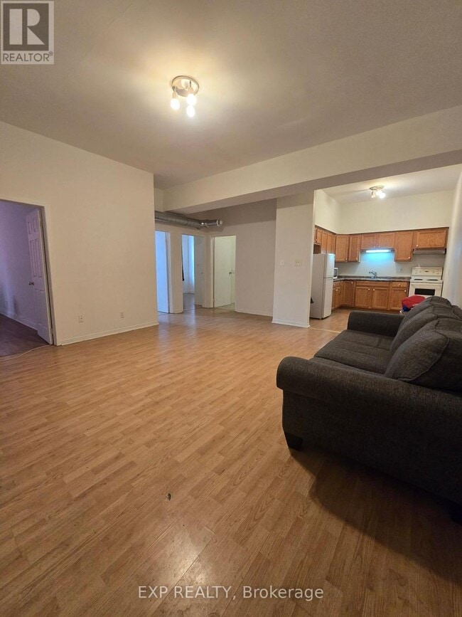 Building Photo - 88 Colborne St