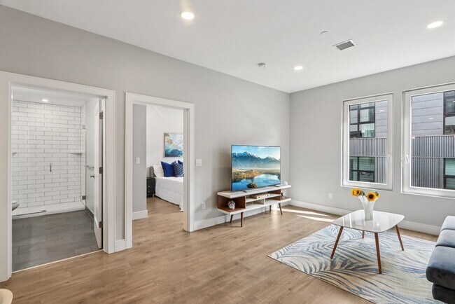 Foto del edificio - 610 Rutherford Ave