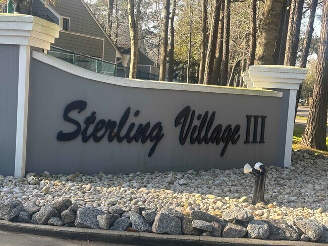 Foto del edificio - 1206 Tiffany Ln