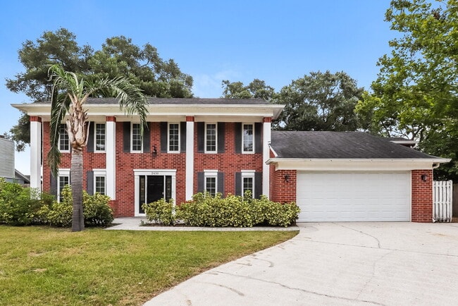 Building Photo - 2430 Arborwood Dr