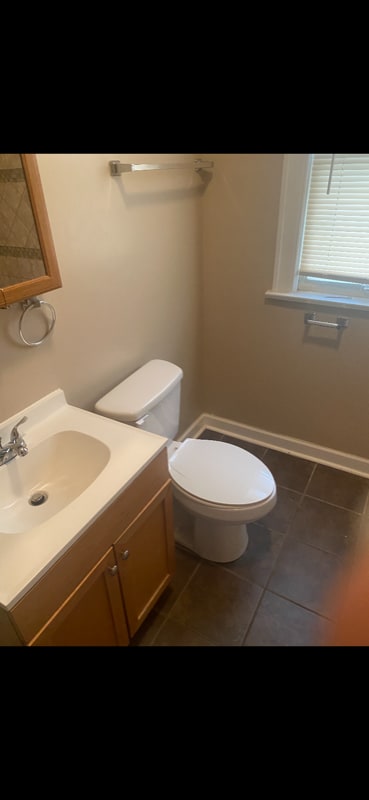 Building Photo - 8012 S Sangamon St