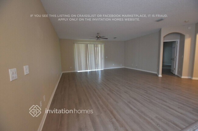 Foto del edificio - 3486 Mt Carmel Ln