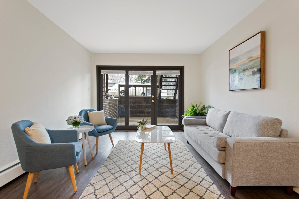 Foto principal - 2355 Grove St