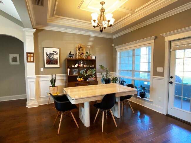 Foto del edificio - 4176 Old Ivy Trace