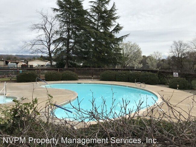 Foto del edificio - 3 br, 2 bath House - 988 Jenooke Lane