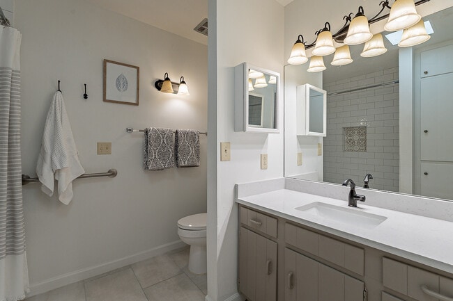 Building Photo - 7227 E Camino Valle Verde
