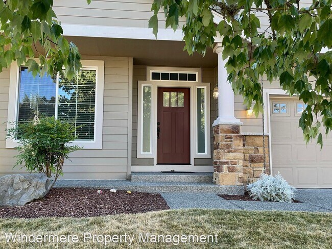 Foto del edificio - 5 br, 2.5 bath House - 18060 Sunrise Ridge...