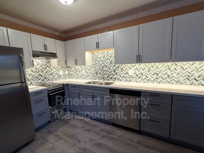 Foto del edificio - 285 S Herlong Ave