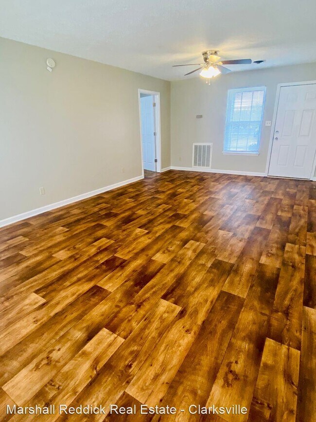 Building Photo - 3 br, 1 bath House - 403 Eddy St