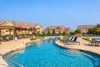 Aria resort style pools - Aria Discovery LLC