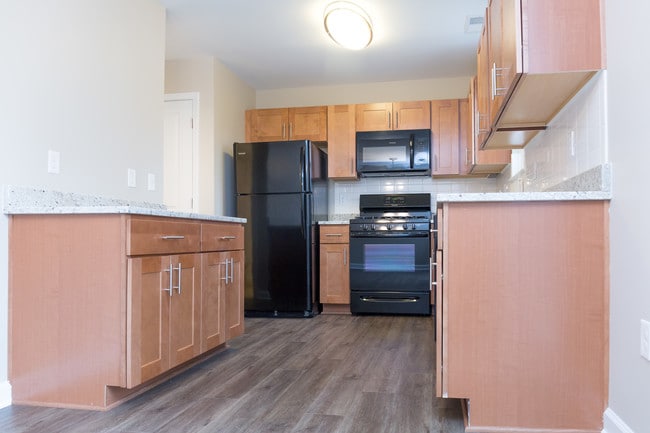 Foto del edificio - Greenhills Townhomes & Apartments