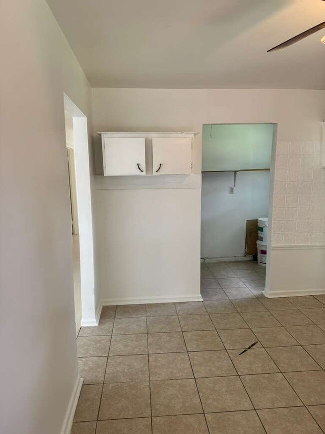Foto del edificio - 3501 Bennett Ln