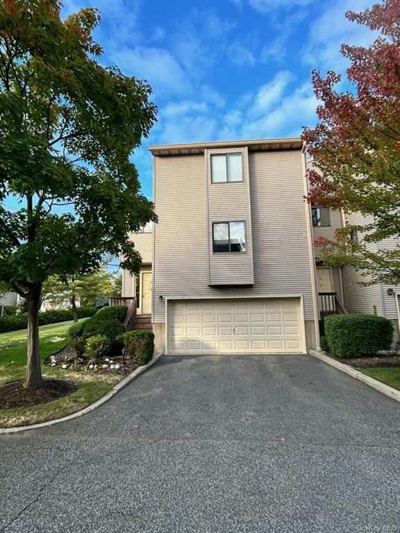 Foto principal - 20 Queens Ct