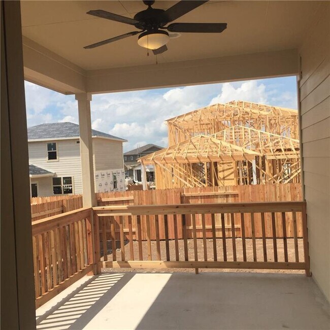 Building Photo - 8112 Pescara Cove