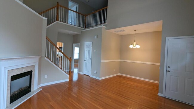 Building Photo - 11714 Stockdale Ct