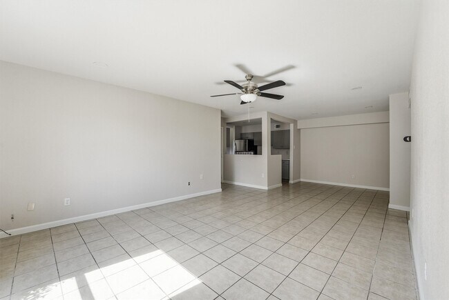 Foto del edificio - 5667 Birchmont Dr